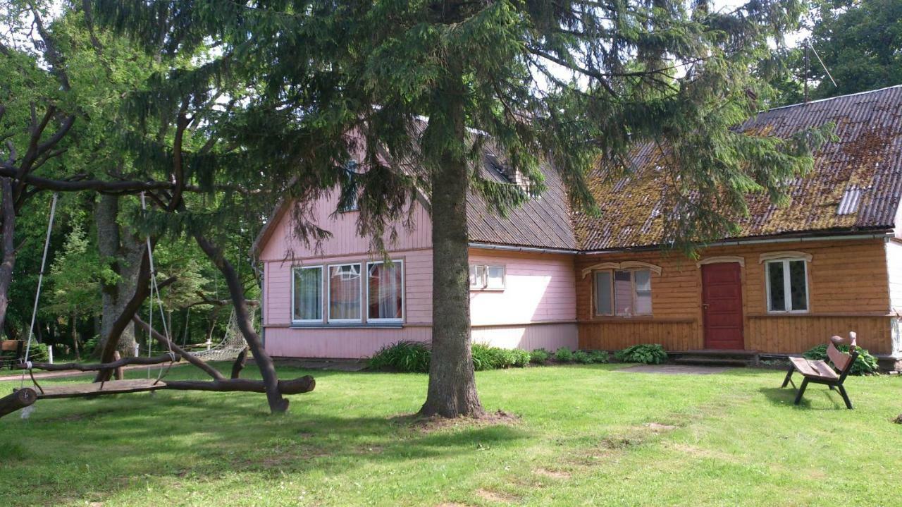 Lauku Viesu Maja Bajari Guest House Rucava Bagian luar foto